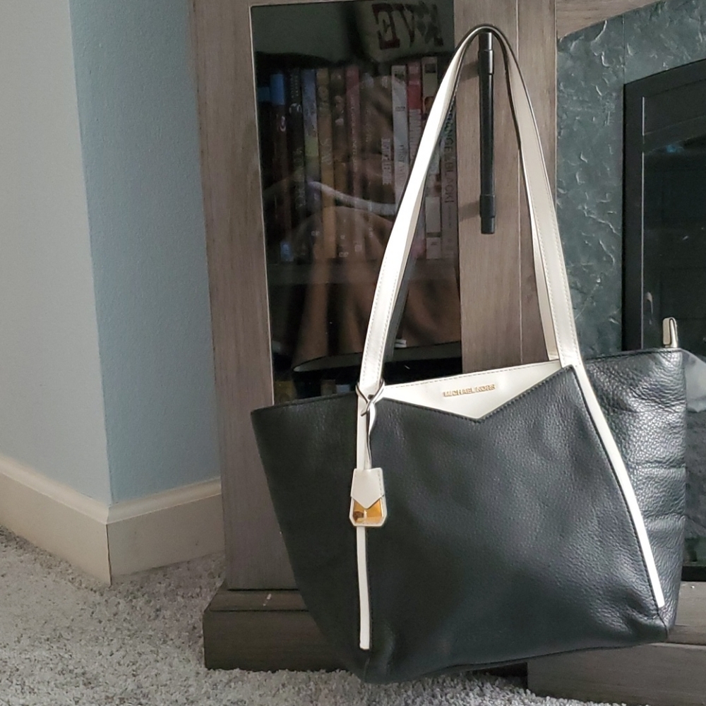 Nwt Leather Michael Kors